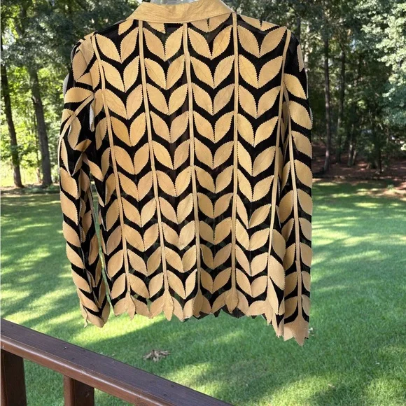 Vintage Leather by Unique Leather Studio Women’s Gold Leaf Leather Jacket Sz L - Picture 3 of 7